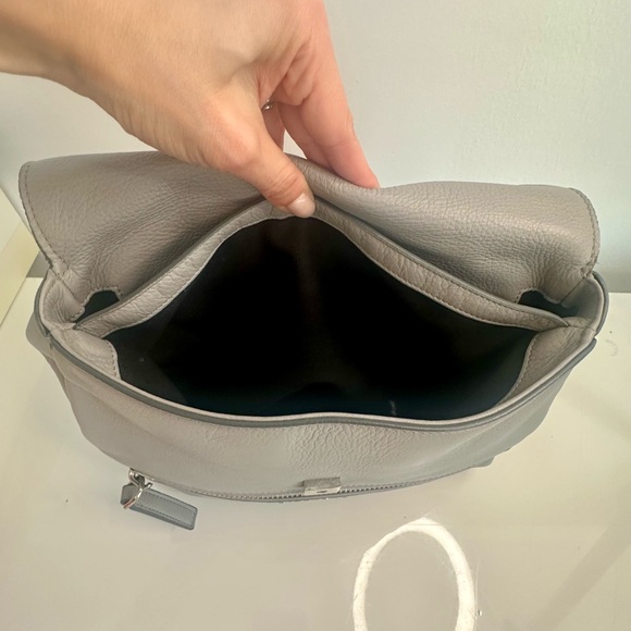 Givenchy Medium Pandora Flap Handbag Gray - Picture 11 of 16